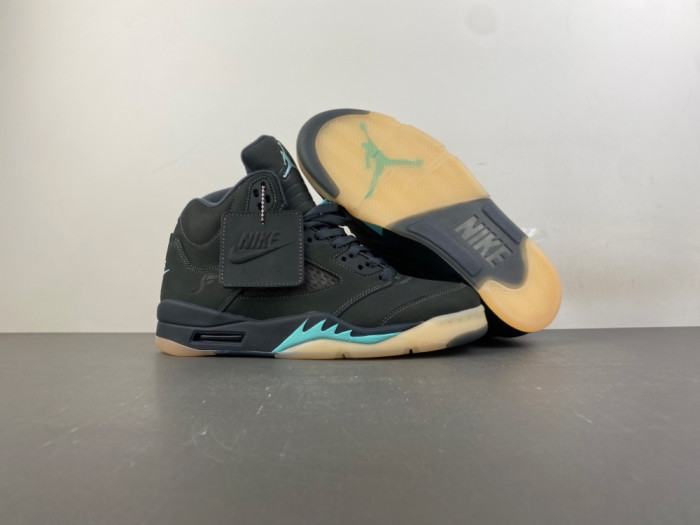 (2026) Solefly x Air Jordan 5 Retro IU0734-001