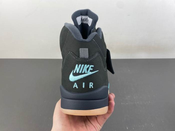 (2026) Solefly x Air Jordan 5 Retro IU0734-001