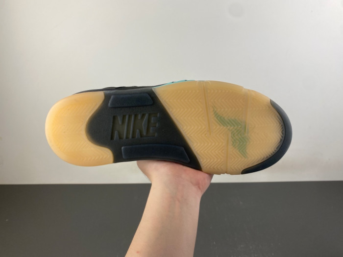 (2026) Solefly x Air Jordan 5 Retro IU0734-001