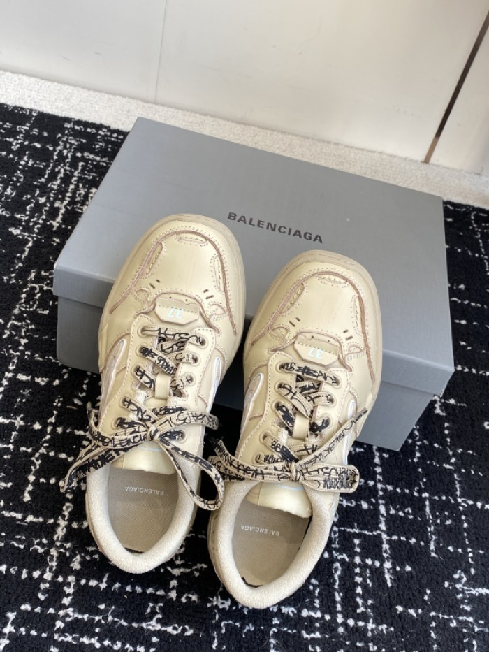 BL Hamptons Worn-Out BHW-8