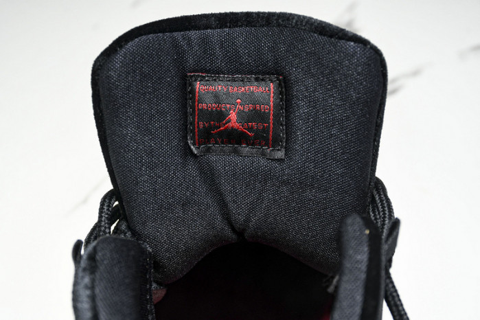 Air Jordan 11 “Bred Velvet” DB5457-061