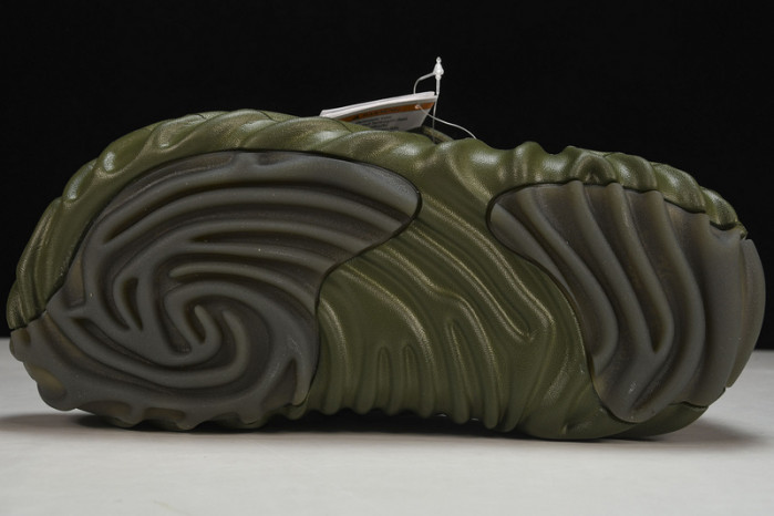 Cr0c5 Pollex Clog by Salehe Bembury Cucumber CP-3
