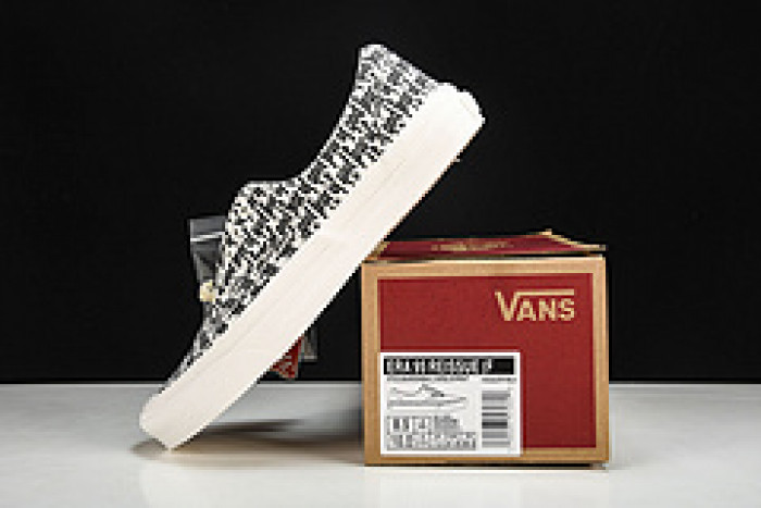 comme des garcons x authentic
