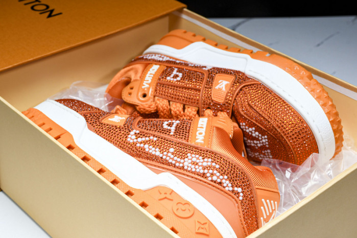 LOVT SNEAKER lv-201