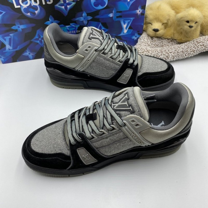 lovt sneaker