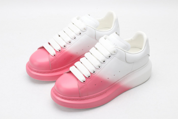 alex mcqu sneakers