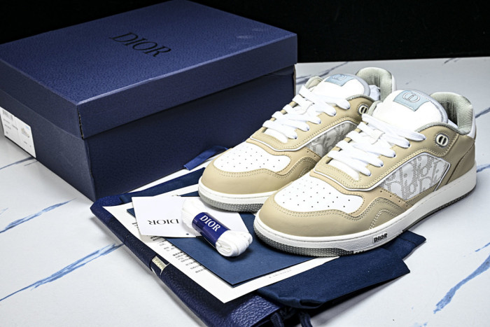 DR B27 LOW-TOP SNEAKERS DR-196