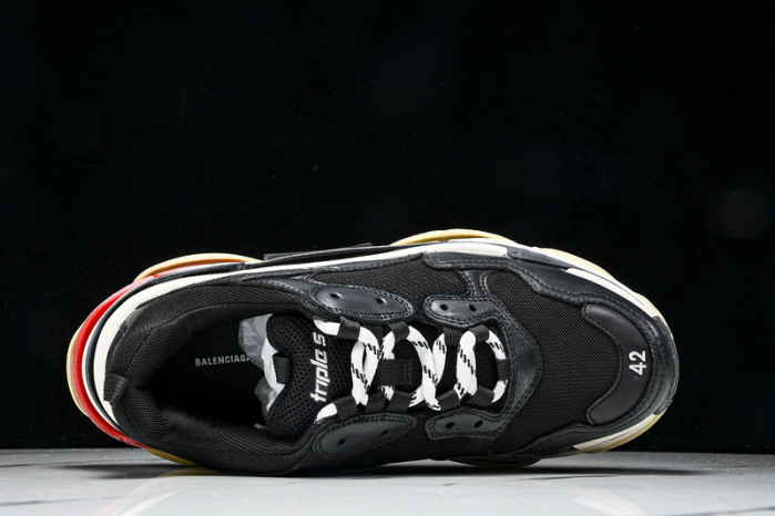 BL 17FW TRIPLE S SNEAKER W0901-1000