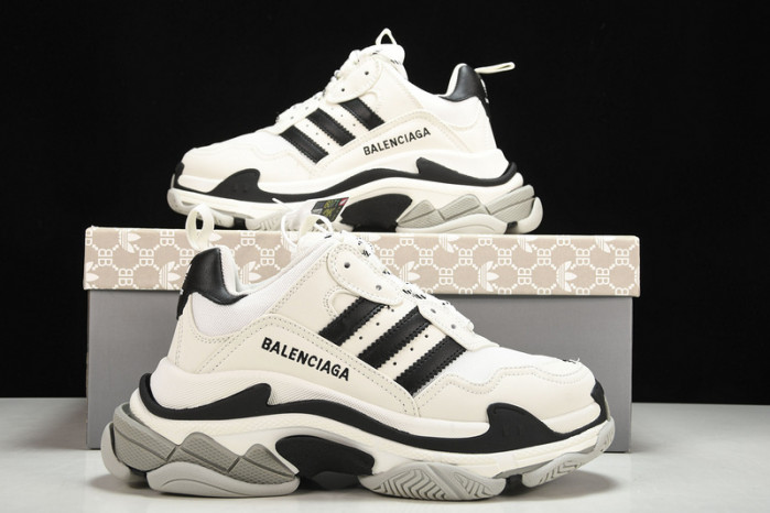 bl triple s trainers sneakers bts-04