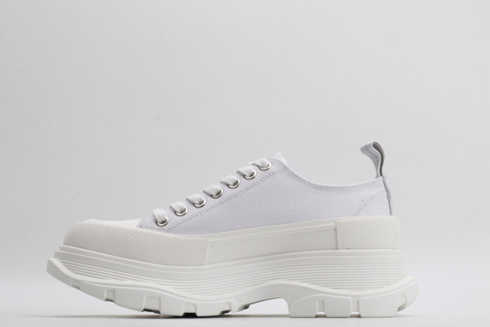 alex mcqu sneakers 112625
