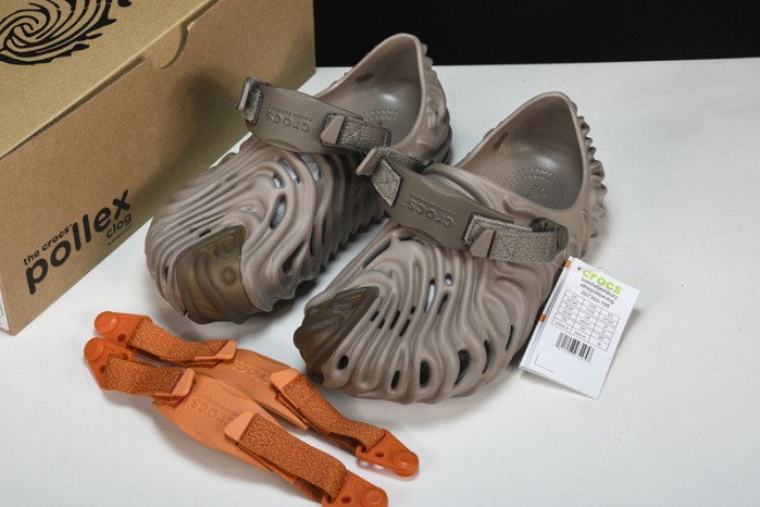 Cr0c5 Pollex Clog by Salehe Bembury Menemsha CP-2