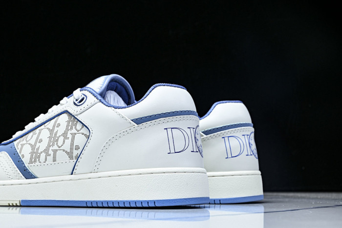 DR B27 LOW-TOP SNEAKERS DR-199