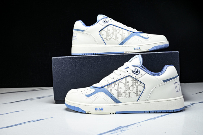 DR B27 LOW-TOP SNEAKERS DR-199
