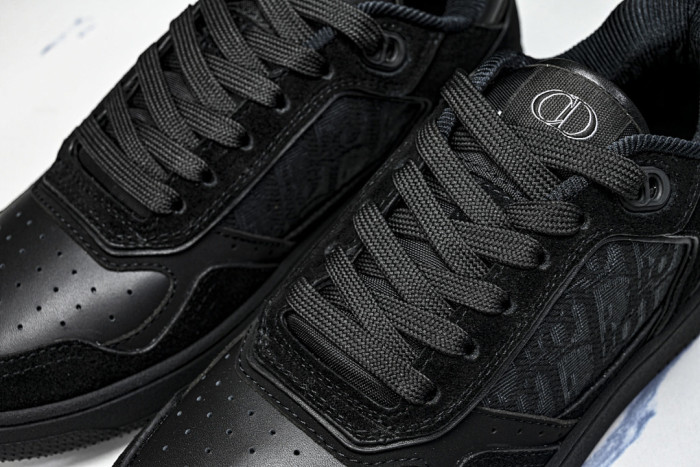 DR B27 LOW-TOP SNEAKERS DR-200