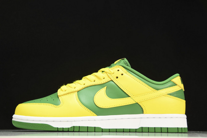nike dunk low “reverse brazil” dv0833-300