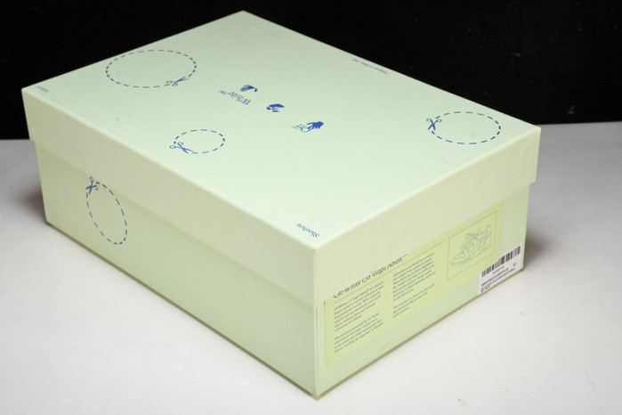 of sneakers ow-24