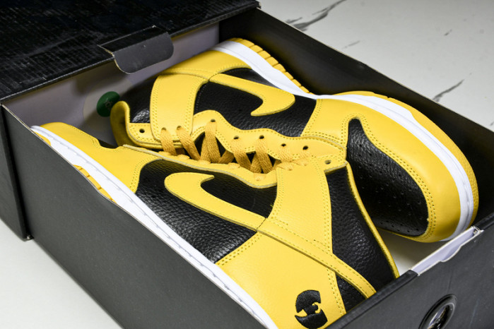 Nike Dunk High “Wu-Tang Clan” HJ4320-001