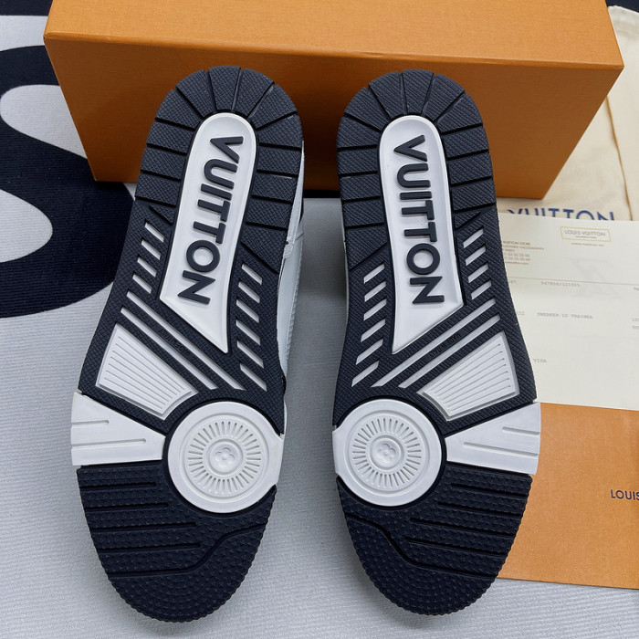 lovt sneaker