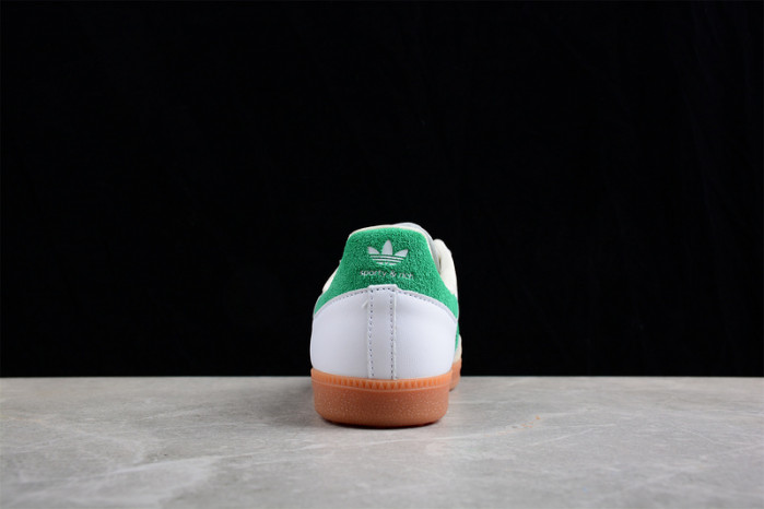 ad low-top sneaker 2303138