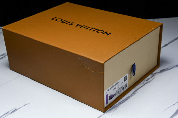 LOVT SNEAKER lv-257