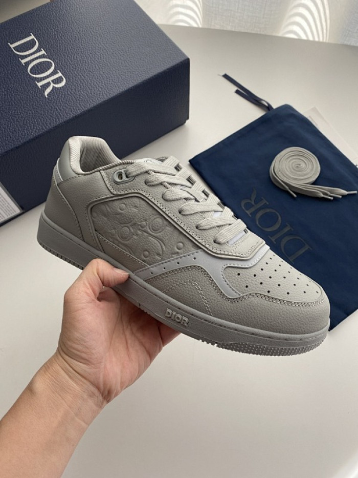 DR B27 LOW-TOP SNEAKERS DR-211