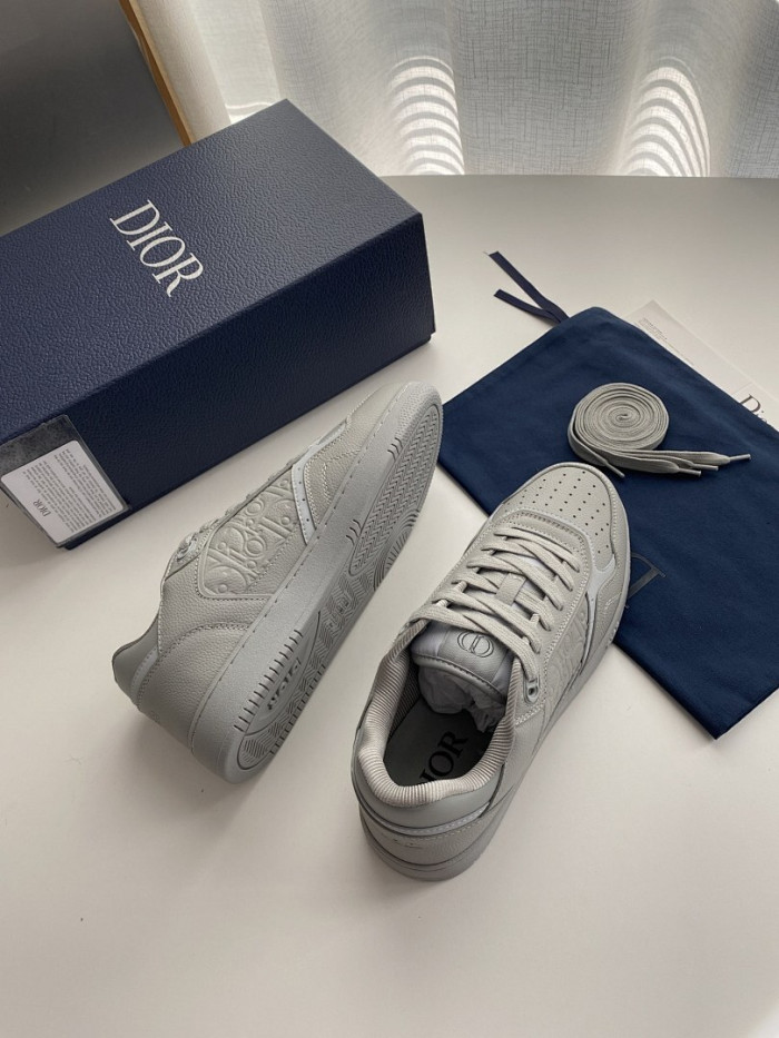DR B27 LOW-TOP SNEAKERS DR-211