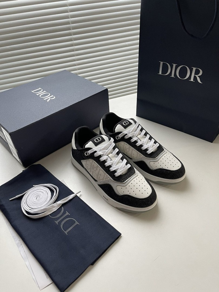 DR B27 LOW-TOP SNEAKERS DR-212