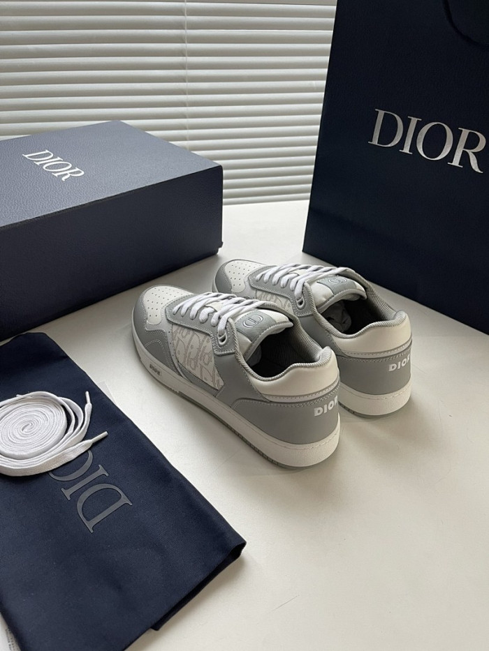 DR B27 LOW-TOP SNEAKERS DR-215