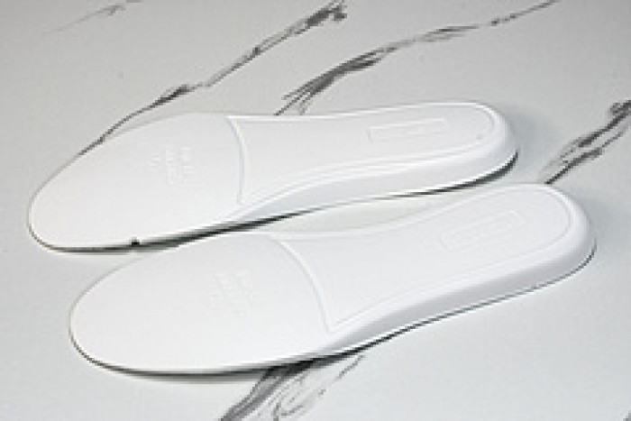 of sneakers ow-37