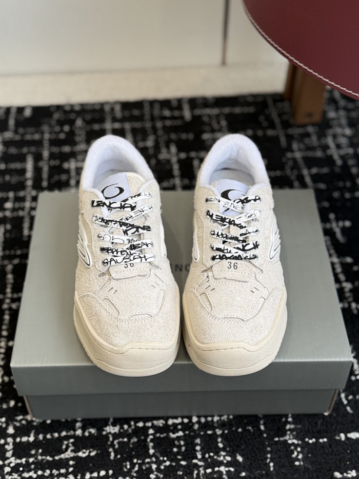 BL Hamptons Worn-Out BHW-17