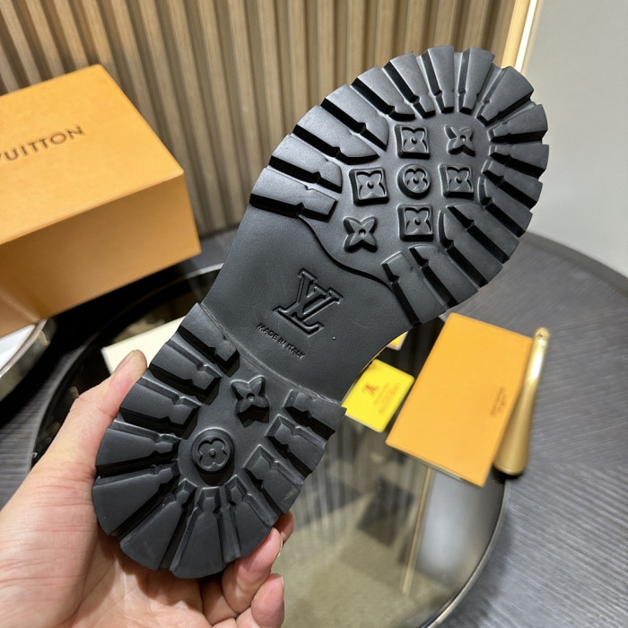 LOVT SNEAKER lv-596