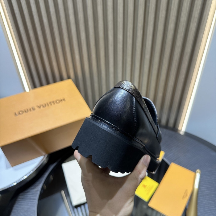 LOVT SNEAKER lv-600