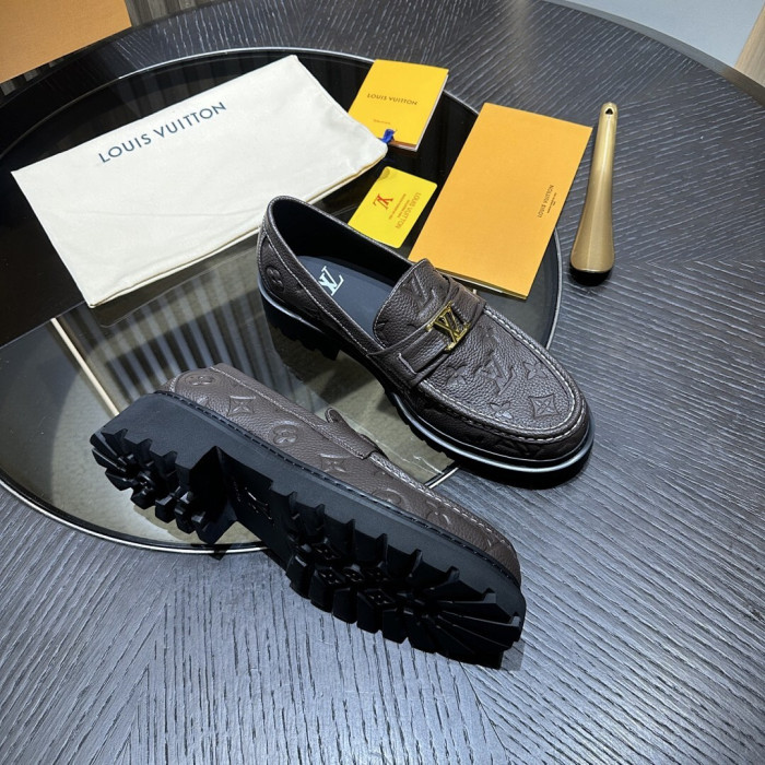LOVT SNEAKER lv-601