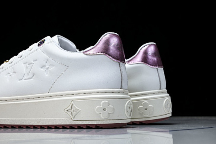 LOVT SNEAKER LV-606