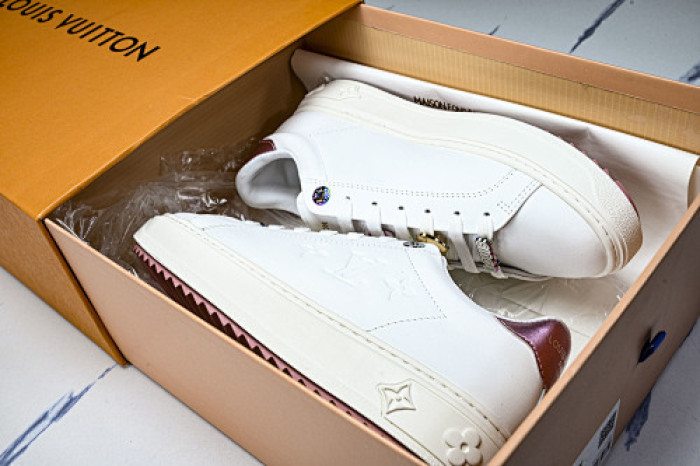 LOVT SNEAKER LV-606