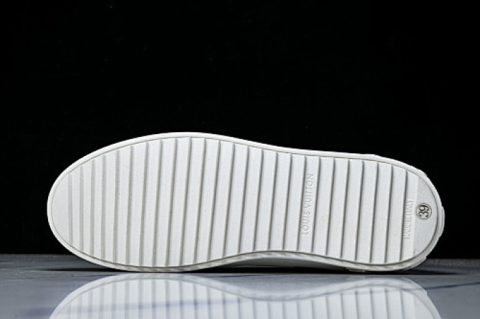 LOVT SNEAKER LV-608