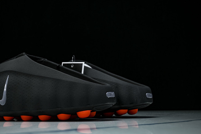 Nike Mind 001 