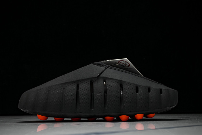 Nike Mind 001 