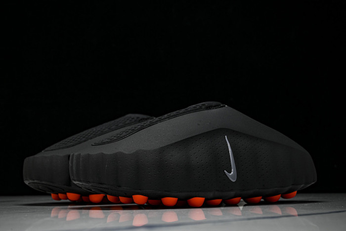 Nike Mind 001 