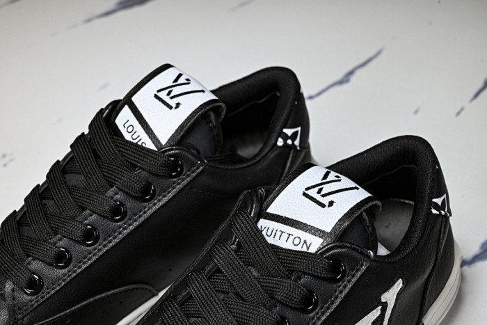 LOVT SNEAKER LV-604