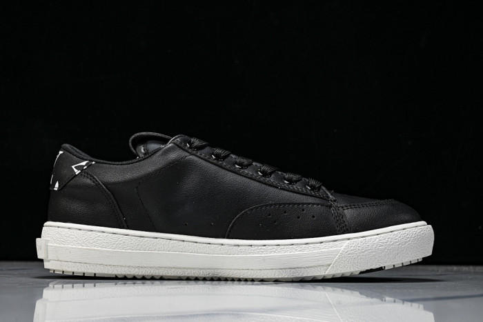 LOVT SNEAKER LV-604