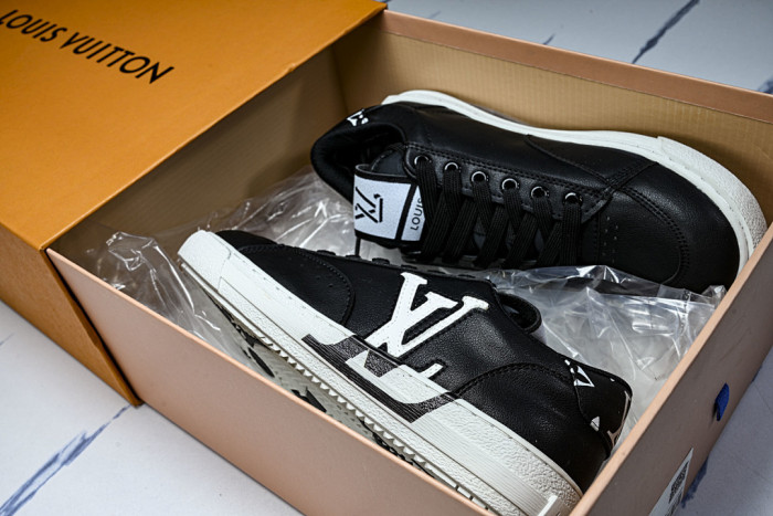 LOVT SNEAKER LV-604
