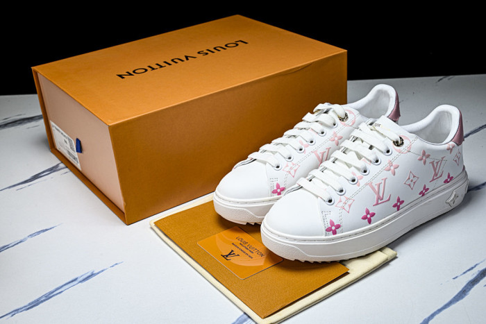 LOVT SNEAKER LV-605