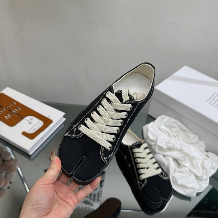 MM SHOES MMS-49