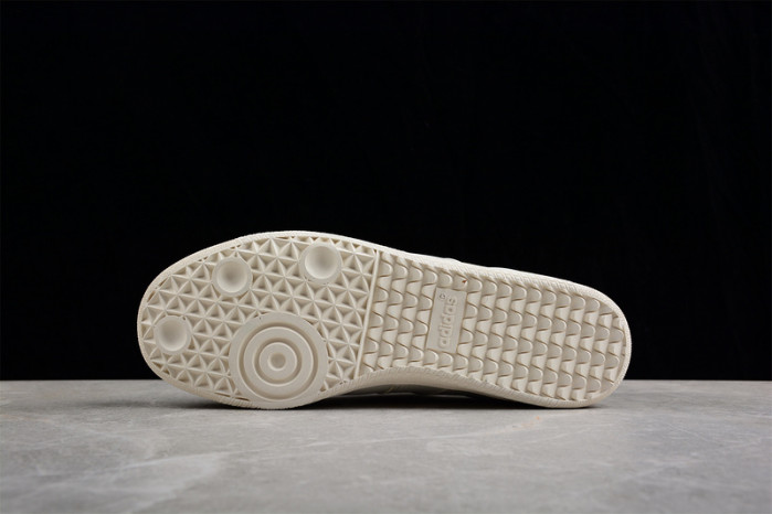 ad low-top sneaker 2303139
