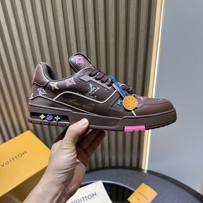 LOVT SNEAKER lv-581