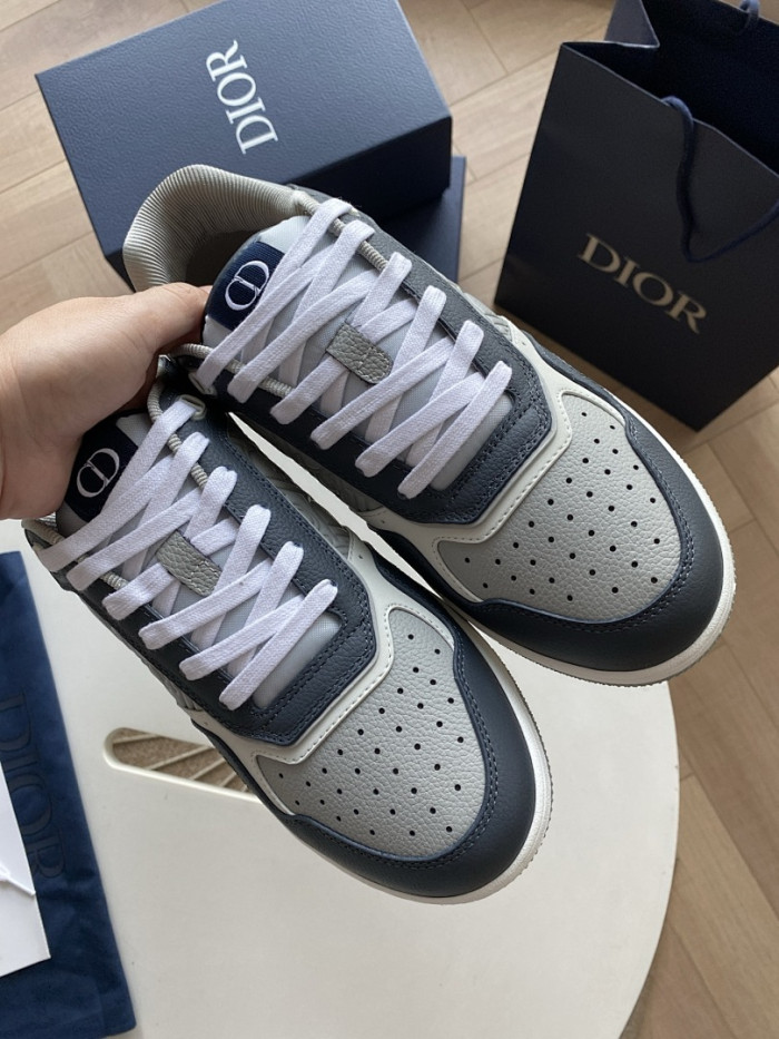 DR B27 LOW-TOP SNEAKERS DR-201