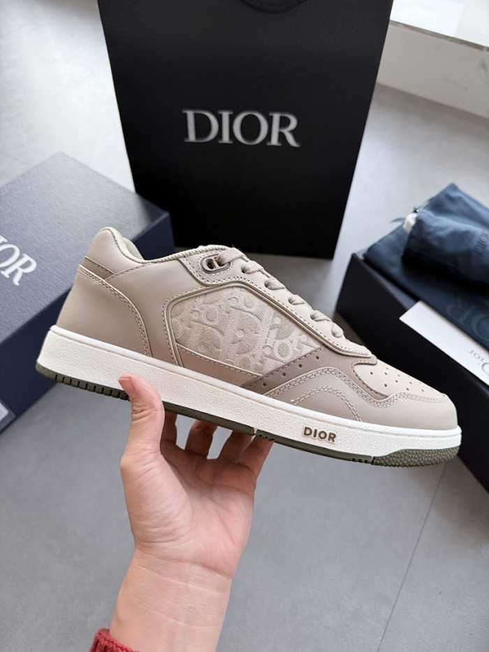 DR B27 LOW-TOP SNEAKERS DR-205