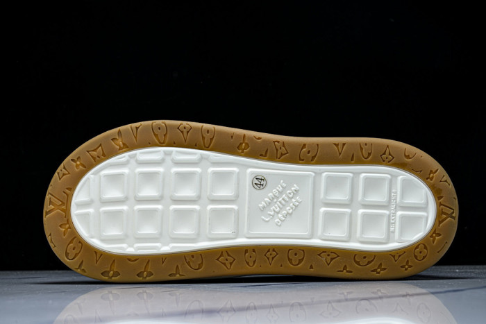 LOVT SNEAKER lv-619