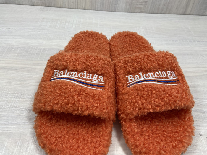 BL SLIPPERS
